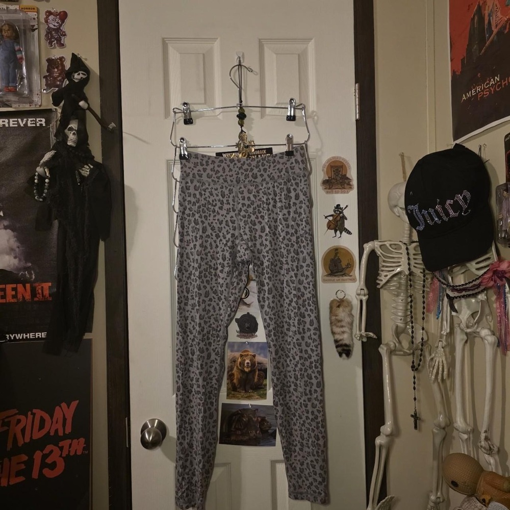 Jockey Gray Leopard Print Leggings